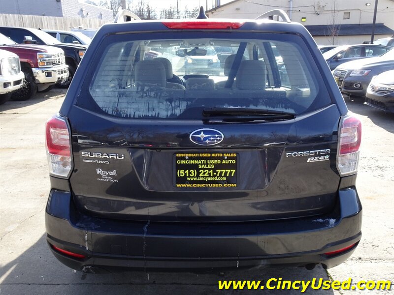 Used 2017 Subaru Forester 2.5i w/ Alloy Wheel Package AWD/4WD image 7