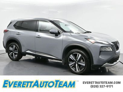 Used 2022 Nissan Rogue Platinum w/ Head-Up Display Package