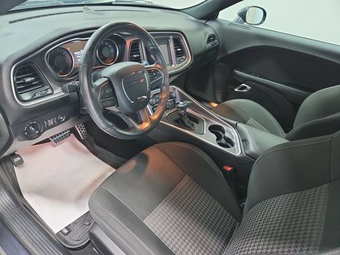 Used 2019 Dodge Challenger R/T RWD image 23