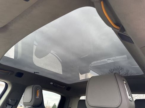 Used 2023 Rivian R1T Adventure image 22