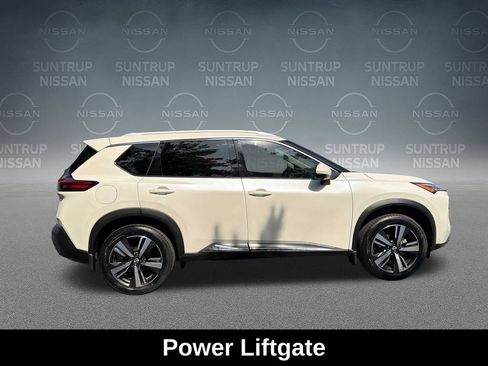 Used 2023 Nissan Rogue SL FWD image 14