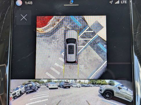 Used 2024 Volvo XC90 B6 Plus AWD/4WD image 29