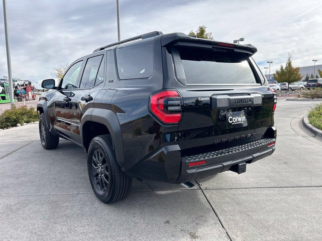 Used 2026 Toyota 4Runner SR5 AWD/4WD image 5