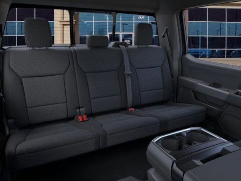 New 2025 Ford F150 XLT w/ Equipment Group 302A MID image 11