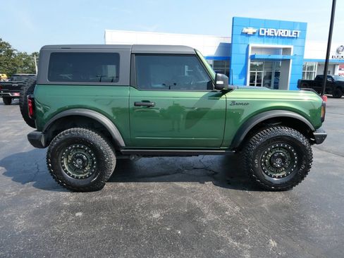 Used 2022 Ford Bronco Badlands AWD/4WD image 5