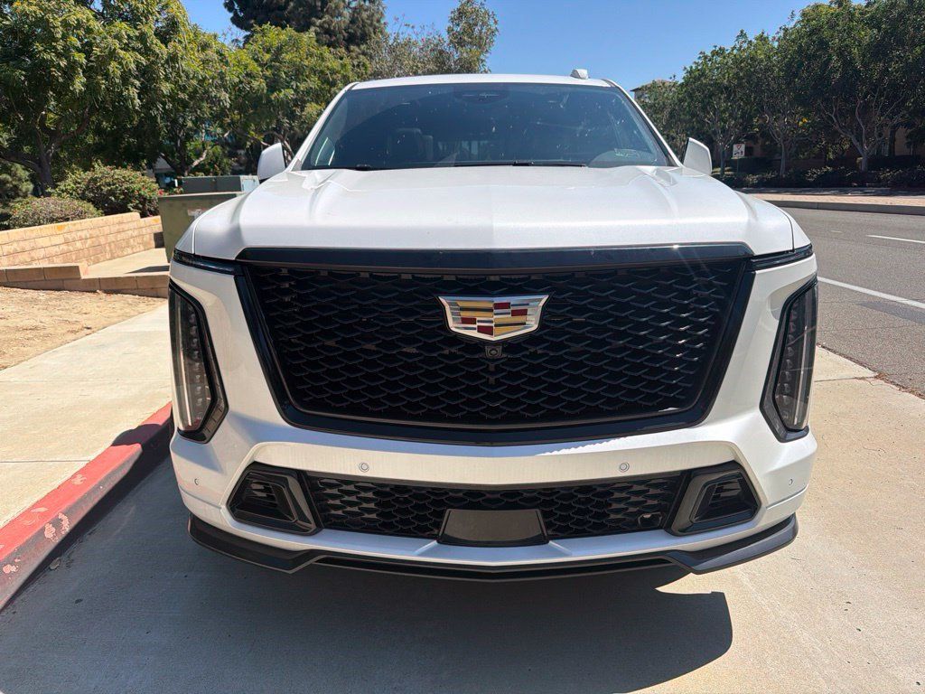 Certified 2025 Cadillac Escalade V AWD/4WD image 2