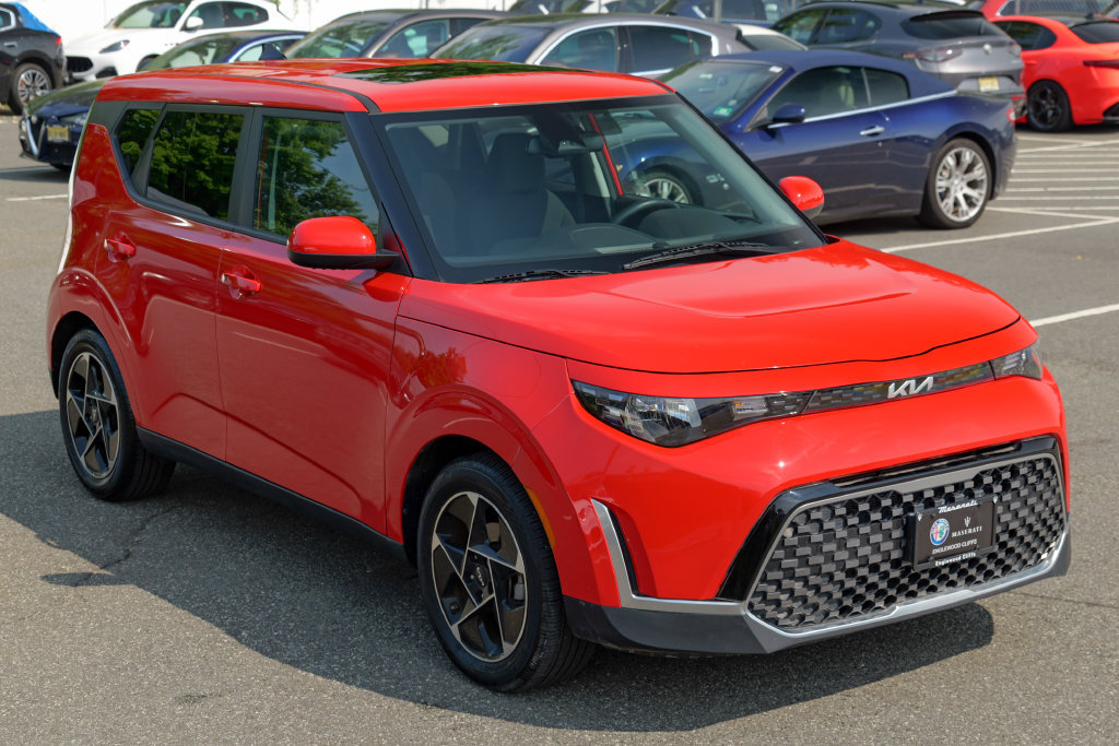 Used 2023 Kia Soul EX FWD image 9