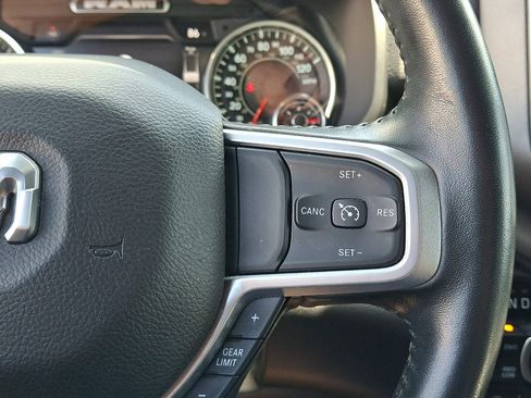 Used 2022 RAM 1500 Big Horn AWD/4WD image 23