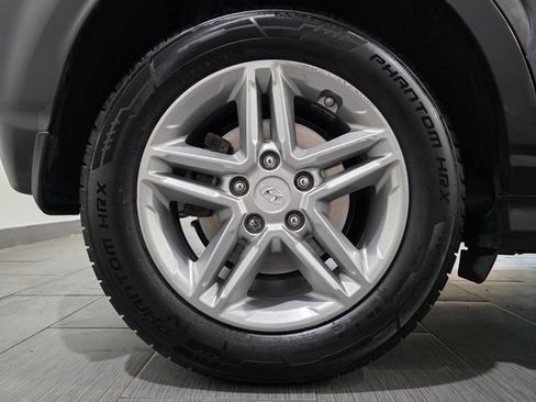 Used 2020 Hyundai Kona SE AWD/4WD image 24
