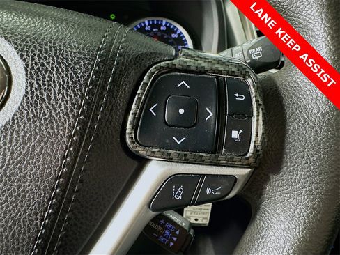 Used 2019 Toyota Highlander LE image 33