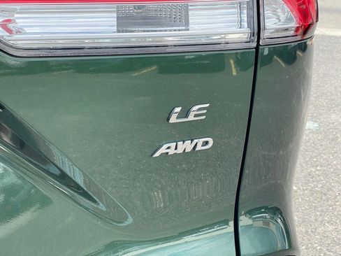 Used 2023 Toyota Corolla Cross LE image 28