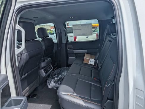 New 2026 Ford F350 Lariat w/ Lariat Ultimate Package AWD/4WD image 14