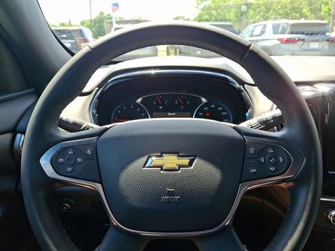 Certified 2023 Chevrolet Traverse LT FWD image 20