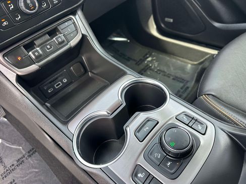 Used 2022 GMC Terrain AT4 w/ Infotainment Package II AWD/4WD image 13
