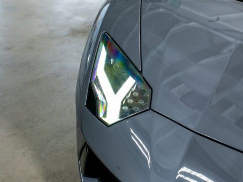 Used 2013 Lamborghini Aventador LP 700-4 image 14