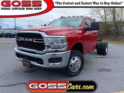 New 2024 RAM 3500 Tradesman w/ Chrome Appearance Group