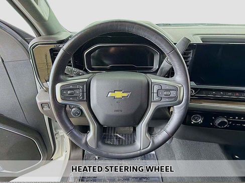 Used 2022 Chevrolet Silverado 1500 LT image 5