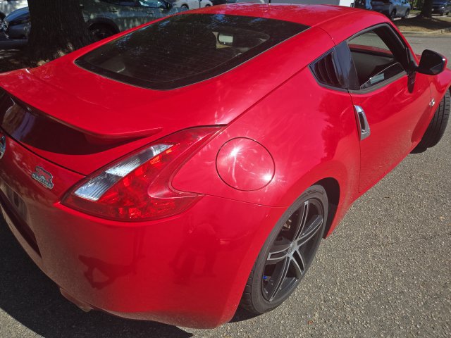 Used 2013 Nissan 370Z Coupe RWD image 5