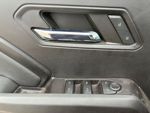 Used 2023 Chevrolet Colorado LT w/ LT Convenience Package II RWD image 6