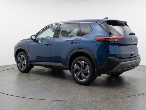 Used 2025 Nissan Rogue SV image 6