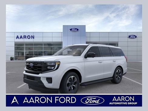 New 2026 Ford Expedition Active image 1
