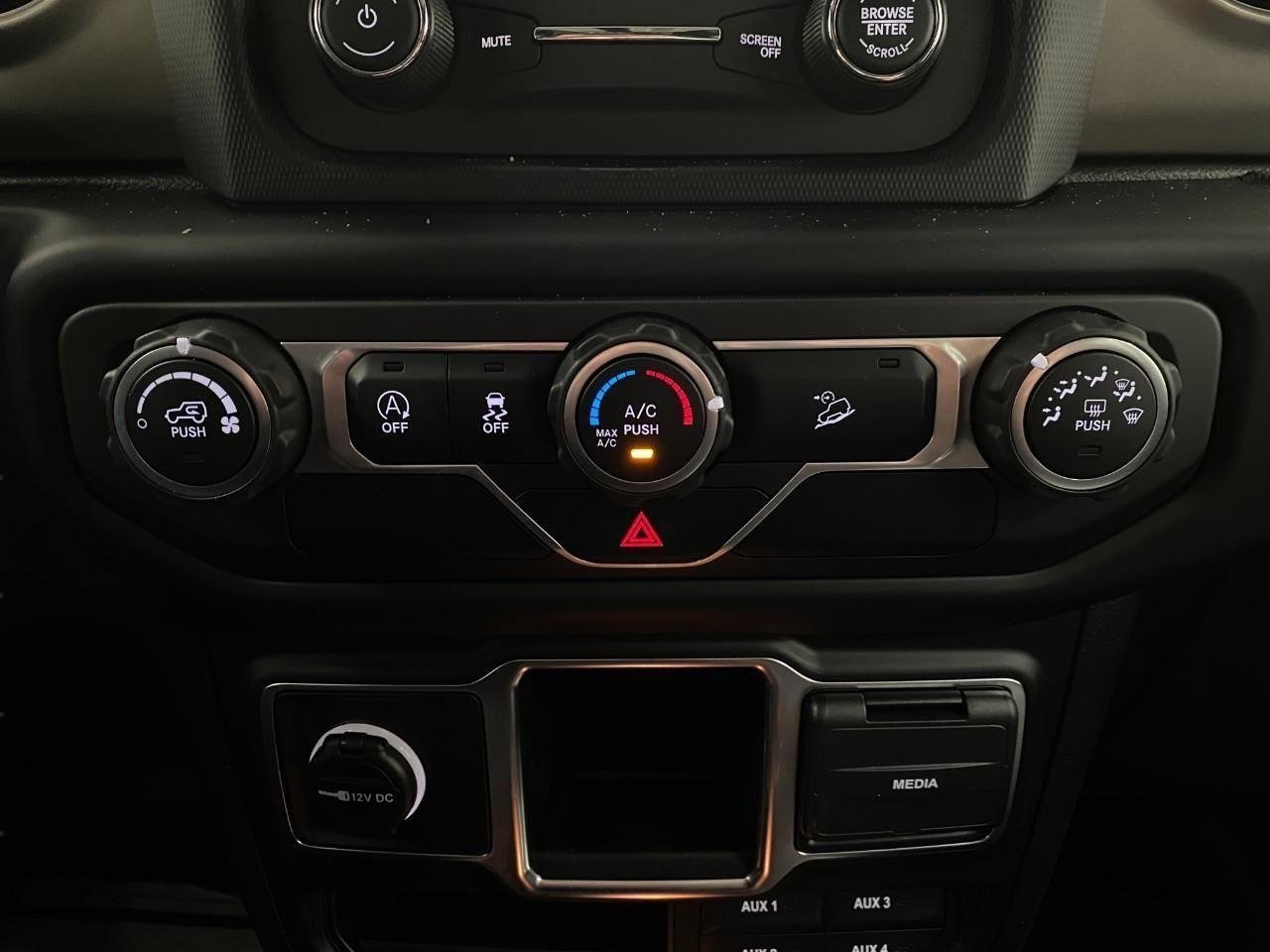 Used 2018 Jeep Wrangler Unlimited Sport AWD/4WD image 53
