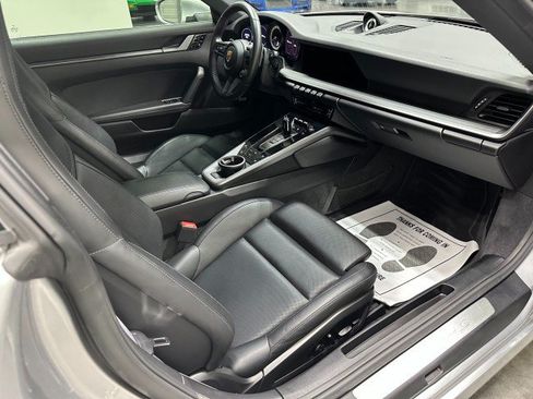Used 2020 Porsche 911 Carrera S RWD image 23