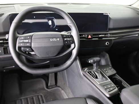 Certified 2026 Kia Sportage SX image 9