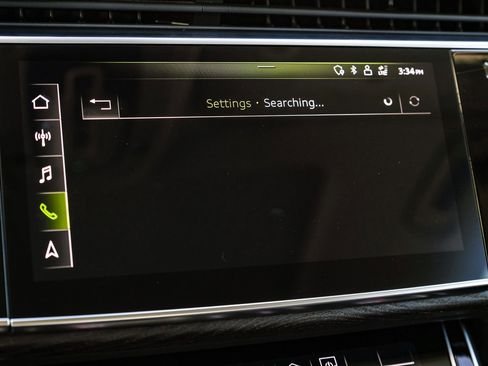 Used 2020 Audi Q8 Premium Plus image 29