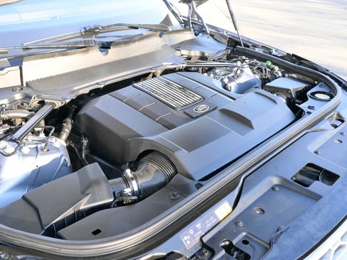 Used 2019 Land Rover Discovery HSE image 65