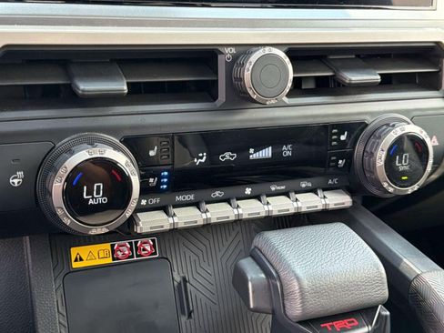 Used 2024 Toyota Tacoma TRD Sport w/ TRD Sport Premium Package RWD image 27