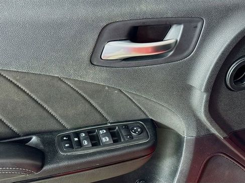 Used 2023 Dodge Charger R/T w/ Blacktop Package image 28