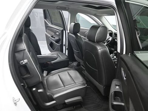 Used 2021 Chevrolet Traverse High Country w/ LPO, Floor Liner Package AWD/4WD image 40
