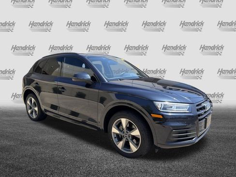 Used 2020 Audi Q5 2.0T Premium AWD/4WD image 2