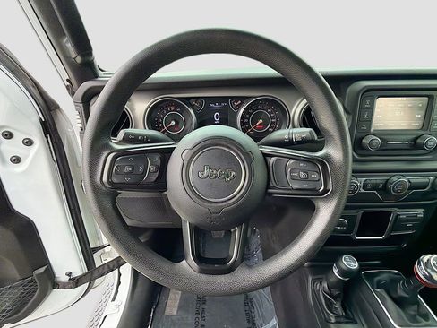Used 2019 Jeep Wrangler Unlimited Sport AWD/4WD image 37