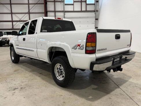 Used 2006 GMC Sierra 2500 SLE image 11