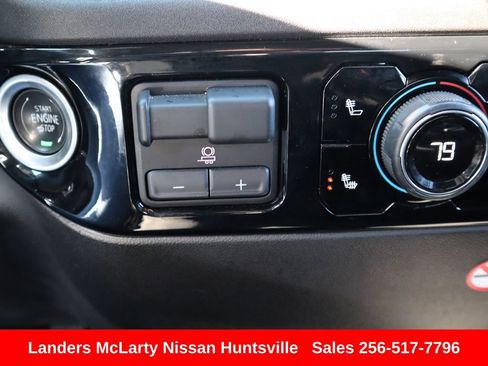 Used 2025 Chevrolet Silverado 1500 LT image 21