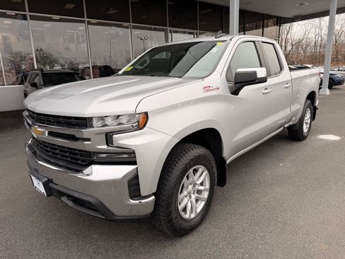 Used 2019 Chevrolet Silverado 1500 LT w/ All-Star Edition image 9