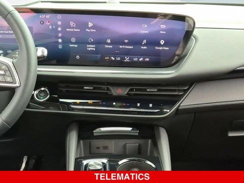 Used 2025 Buick Envision Preferred AWD/4WD image 31