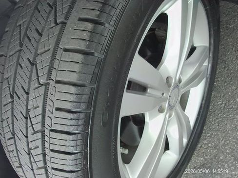 Used 2012 Mercedes-Benz ML 350 4MATIC w/ Premium 2 Pkg image 8