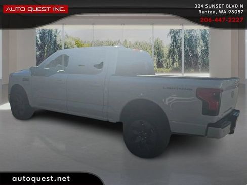 Used 2024 Ford F150 Lightning Flash AWD/4WD image 7