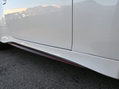 Used 2015 Nissan 370Z NISMO image 25