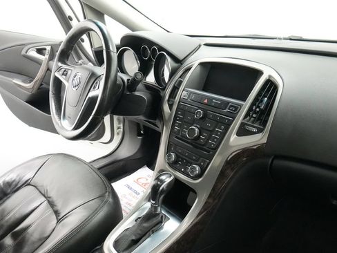 Used 2012 Buick Verano Leather FWD image 24
