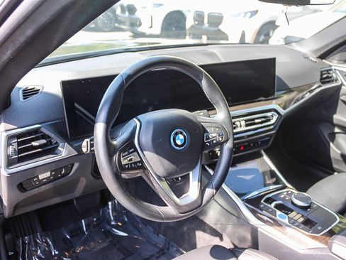 Certified 2023 BMW i4 eDrive35 w/ Premium Package RWD image 16