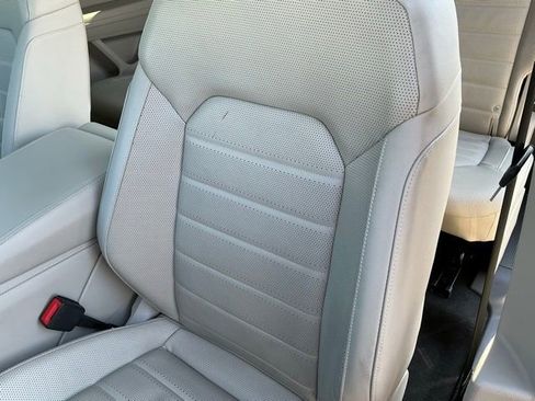 Used 2024 Volkswagen Atlas SEL image 16