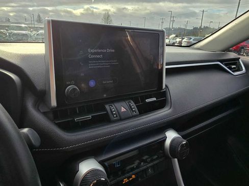 Used 2023 Toyota RAV4 XLE Premium image 32