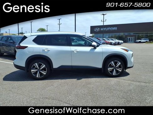 Used 2024 Nissan Rogue SL w/ SL Premium Package FWD image 6