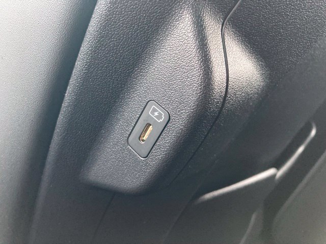 Used 2024 Kia Niro EX w/ EX Cold Weather Package FWD image 20