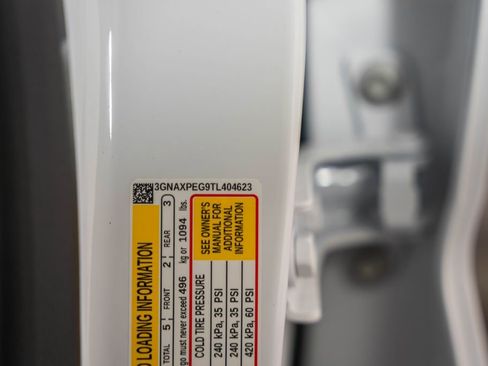 New 2026 Chevrolet Equinox LT w/ Convenience Package II image 42