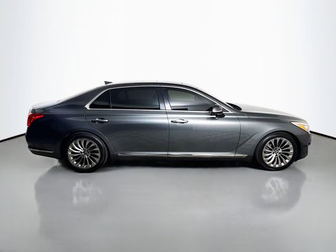 Used 2019 Genesis G90 3.3T Premium image 11